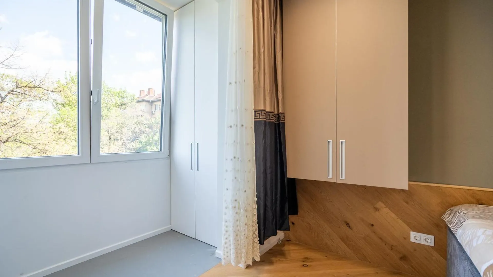 2Bdr District Apartment Sofia