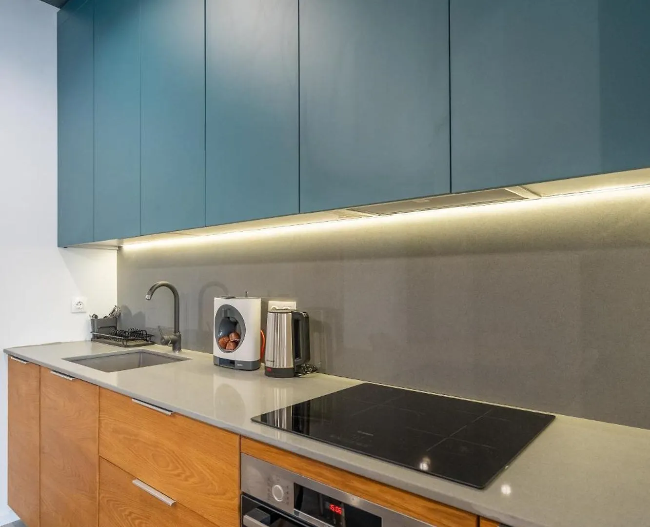 2Bdr District Apartment Sofia 0*,